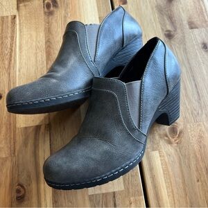 Croft & Barrow Ortholite Gray Faux Leather Ankle Booties Women’s 8.5
